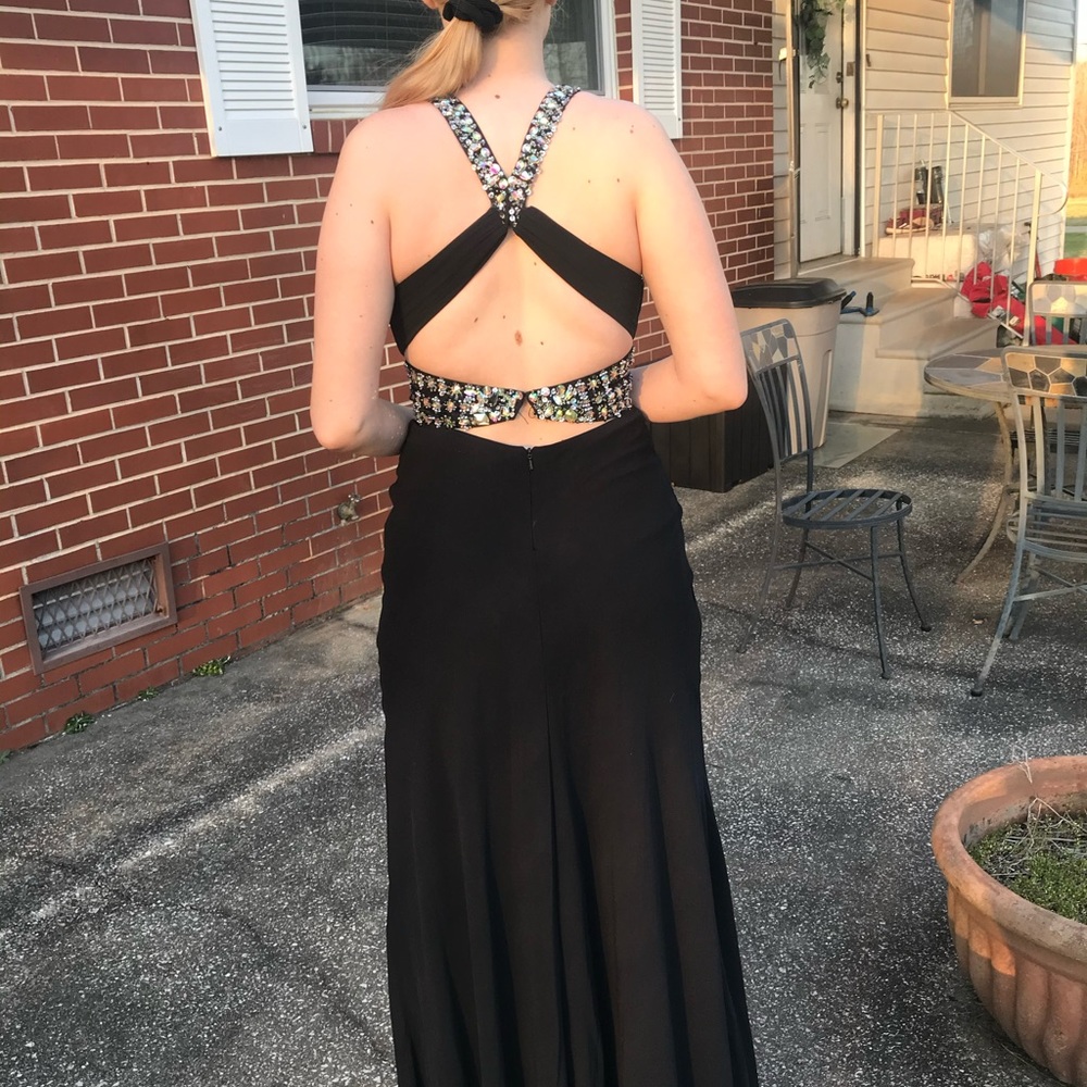 Black prom dress